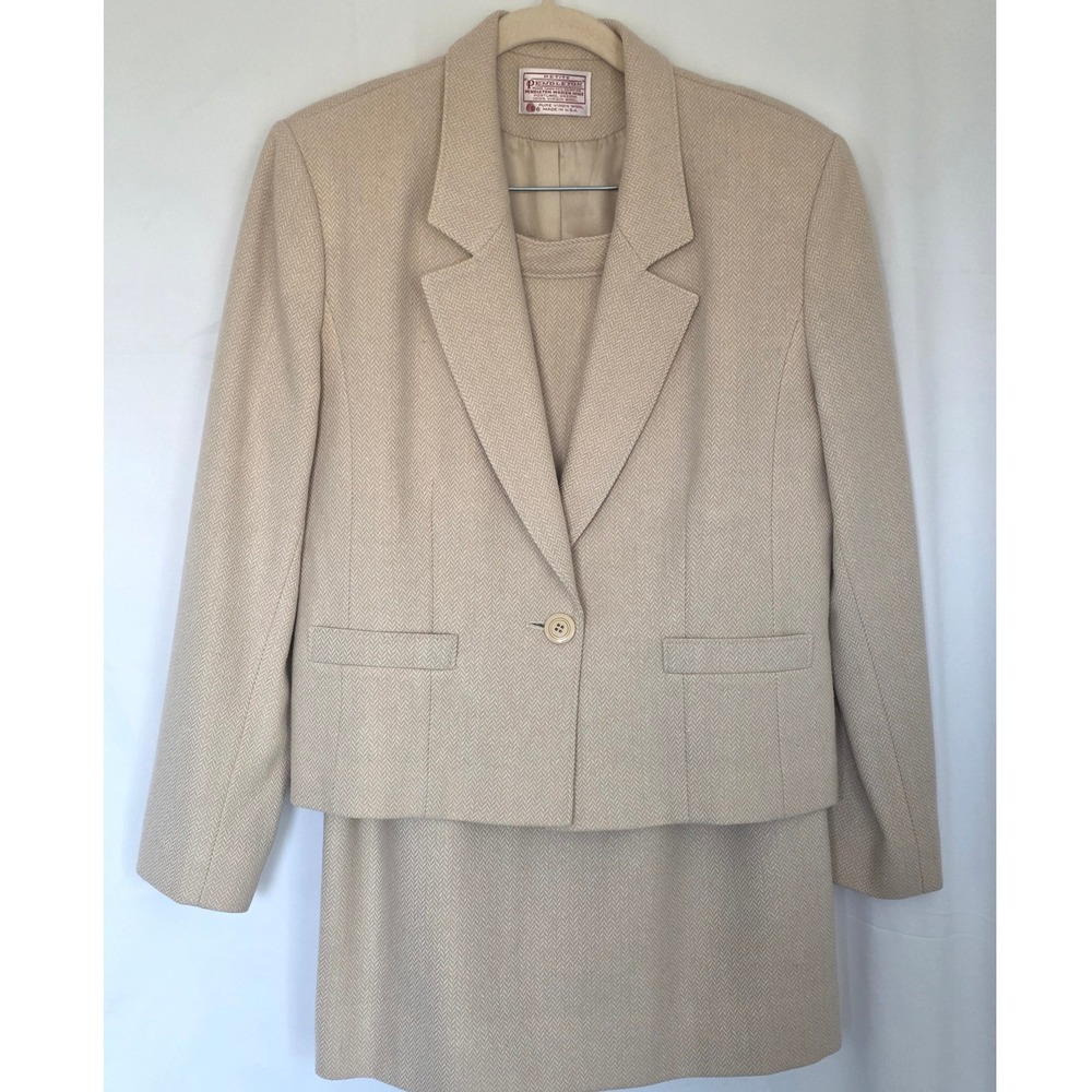 Pendleton Vintage Herringbone Virgin Wool Skirt Suit Set Size 10P USA Made Beige
